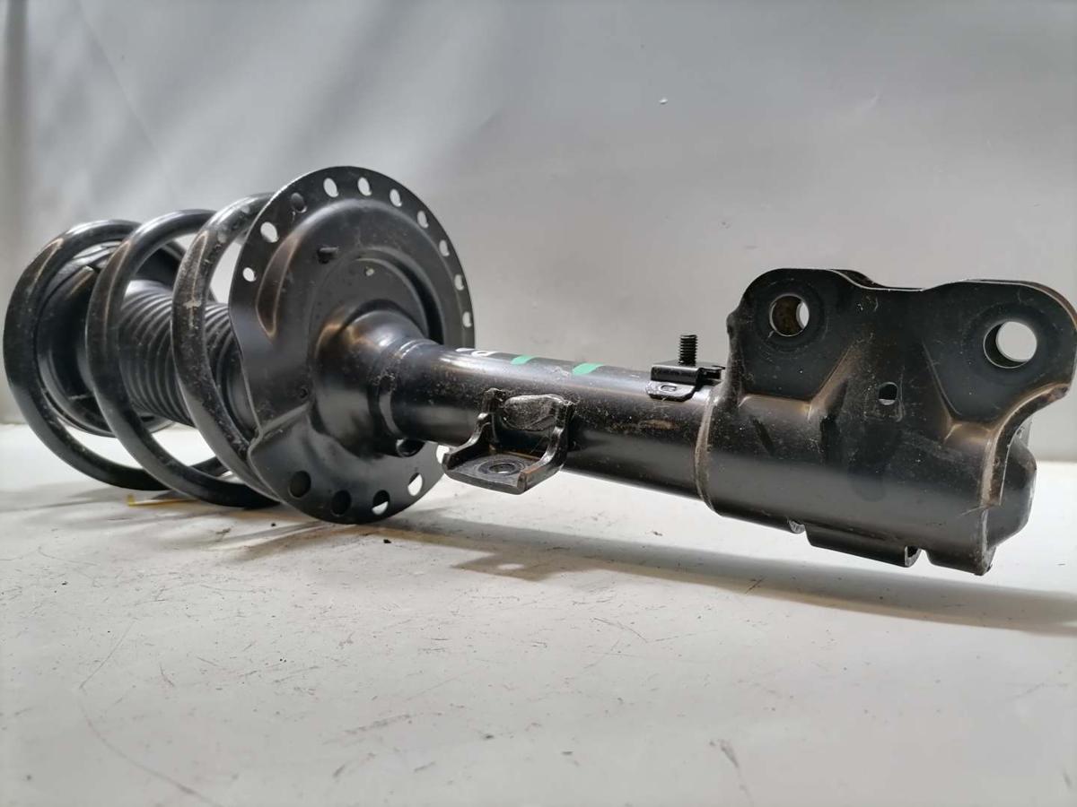 Mitsubishi Eclipse Cross GL3W original Federbein Sto&szlig;d&auml;mpfer vorn rechts 2.4 72kw Bj.2023